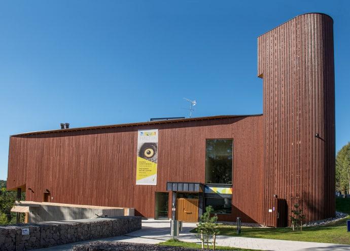 Topcoat wood siding, Haltia